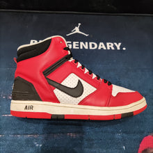 Carica l'immagine nel visualizzatore di Gallery, Nike Air Force 2 High 'Chicago' (43 EUR/9.5 US) (2003) *Pre-Owned*
