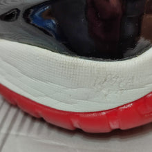 Cargar imagen en el visor de la galería, Air Jordan 11 Retro 'Playoffs' (2001)