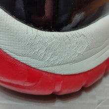 Cargar imagen en el visor de la galería, Air Jordan 11 Retro 'Playoffs' (2001)