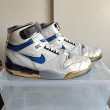 Cargar imagen en el visor de la galería, Nike Air Revolution (2003) *Pre-owned*