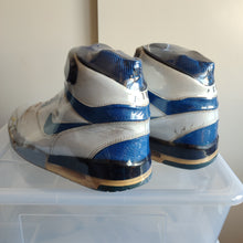 Cargar imagen en el visor de la galería, Nike Air Revolution (2003) *Pre-owned*
