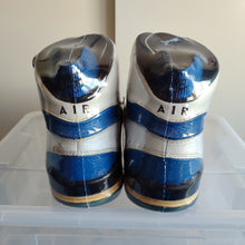 Cargar imagen en el visor de la galería, Nike Air Revolution (2003) *Pre-owned*