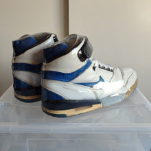 Cargar imagen en el visor de la galería, Nike Air Revolution (2003) *Pre-owned*