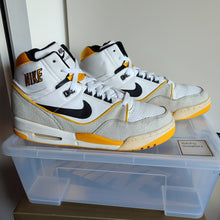 Cargar imagen en el visor de la galería, Nike Air Assault High (2006) *Pre-owned*
