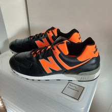 Carica l'immagine nel visualizzatore di Gallery, New Balance 576 LFB 'Liverpool FC 125th Anniversary' Made in England (2017) *Pre-owned*