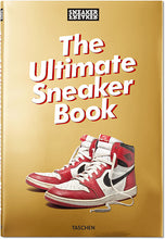 Carica l'immagine nel visualizzatore di Gallery, The Ultimate Sneaker Book by Sneaker Freaker (Taschen) (2020)