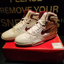 Carica l'immagine nel visualizzatore di Gallery, Nike Air Delta Force High OG (1988)