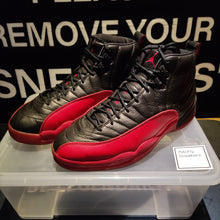 Cargar imagen en el visor de la galería, Air Jordan 12 OG 'Flu Game' (1997) *Pre-Owned*