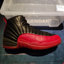 Cargar imagen en el visor de la galería, Air Jordan 12 OG 'Flu Game' (1997) *Pre-Owned*