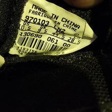 Cargar imagen en el visor de la galería, Air Jordan 12 OG 'Flu Game' (1997) *Pre-Owned*