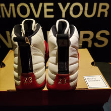 Cargar imagen en el visor de la galería, Air Jordan 12 OG 'Cherry' (1997) *Pre-Owned*