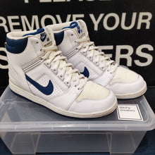 Carica l'immagine nel visualizzatore di Gallery, Nike Air Force 2 High (2008) *Pre-Owned*