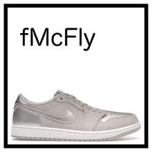 Carica l&#39;immagine nel visualizzatore di Gallery, Air Jordan 1 Low OG &#39;Metallic Silver&#39; (2024)
