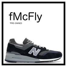 Cargar imagen en el visor de la galería, New Balance 997 NV Made in USA (2018) *Pre-owned*
