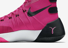 Charger l&#39;image dans la galerie, Nike Hyperdunk 2015 &#39;Think Pink&#39; (2015)
