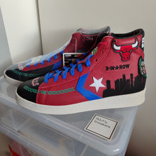 Charger l&#39;image dans la galerie, Converse Pro Leather High x Chinatown Market x Jeff Hamilton &#39;Bulls&#39; (2021)
