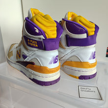 Carica l&#39;immagine nel visualizzatore di Gallery, New Balance BB900 James Worthy BB900PY (2006) *Pre-owned*
