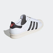 Carica l&#39;immagine nel visualizzatore di Gallery, Adidas Originals Superstar 80s x Human Made (2020)
