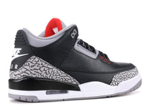 Cargar imagen en el visor de la galería, Air Jordan 3 Retro OG &#39;Black Cement&#39; (2018)
