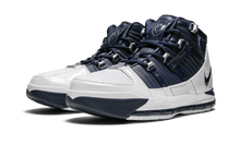 Charger l&#39;image dans la galerie, Nike Zoom Lebron III QS &#39;Midnight Navy&#39; (2019)
