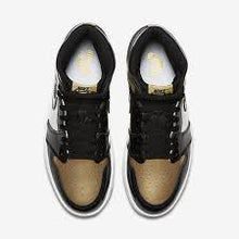 Cargar imagen en el visor de la galería, Air Jordan 1 High Retro OG NRG &#39;Gold Toe&#39; (2018)
