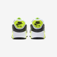 Cargar imagen en el visor de la galería, Nike Air Max 90 &#39;Recraft Volt&#39; W (2020)
