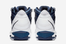 Load image into Gallery viewer, Nike Zoom Lebron III QS &#39;Midnight Navy&#39; (2019)
