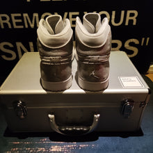 Cargar imagen en el visor de la galería, Air Jordan 1 High Retro &#39;25th Anniversary&#39; (2010) *Pre-Owned*
