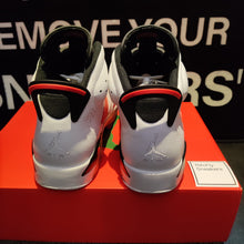 Cargar imagen en el visor de la galería, Air Jordan 6 Retro &#39;Gatorade White&#39; (2017) *Pre-Owned*
