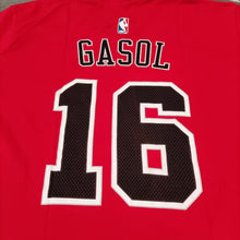 Charger l&#39;image dans la galerie, Adidas NBA Chicago Bulls. #16 Pau Gasol (2014) *Pre-Owned*

