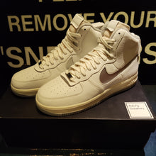Load image into Gallery viewer, Nike Air Force 1 High Sculpt W (2022)
